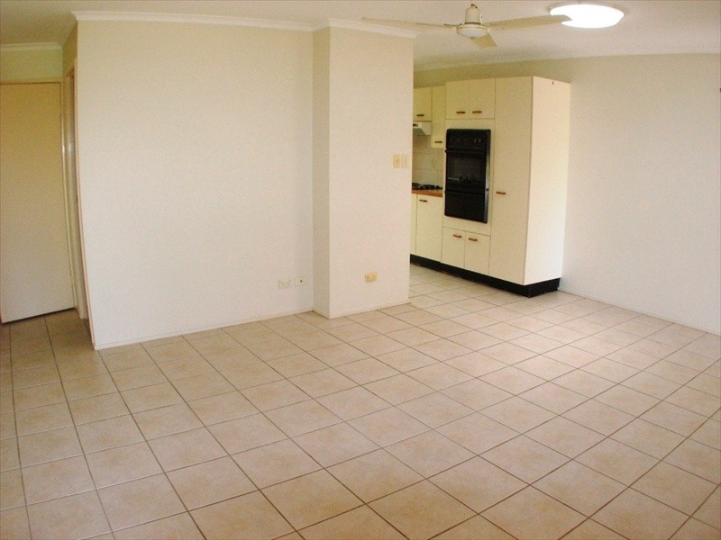 96/8 Melody Court, Warana QLD 4575