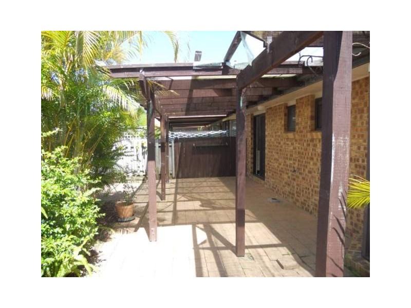 96/8 Melody Court, Warana QLD 4575