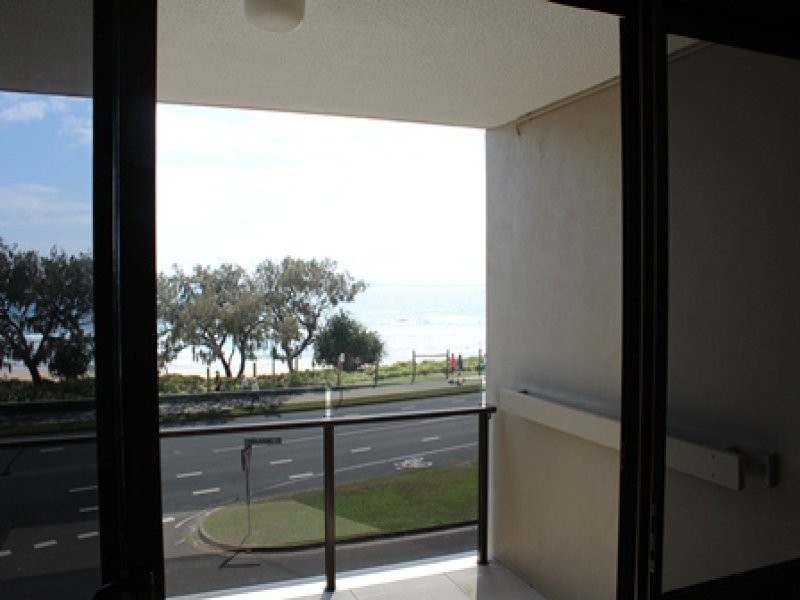 Unit 6/Huntington 21 Boolarong Crescent, Alexandra Headland QLD 4572