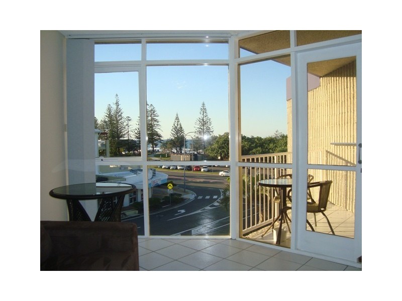 22/1-3 Pacific Terrace, Alexandra Headland QLD 4572