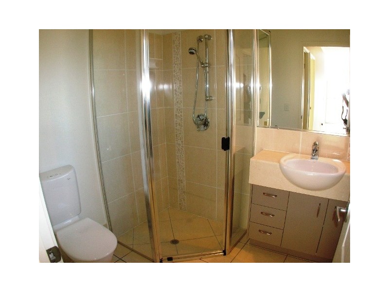 10 Zante Lane, Kawana Island QLD 4575