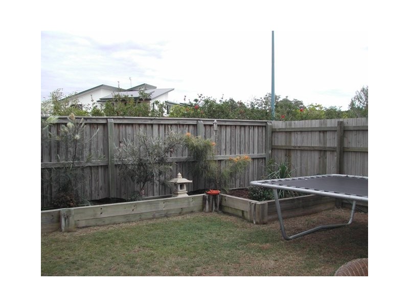 10 Zante Lane, Kawana Island QLD 4575