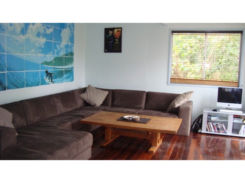 16  Marjorie Street, Mooloolaba QLD 4557