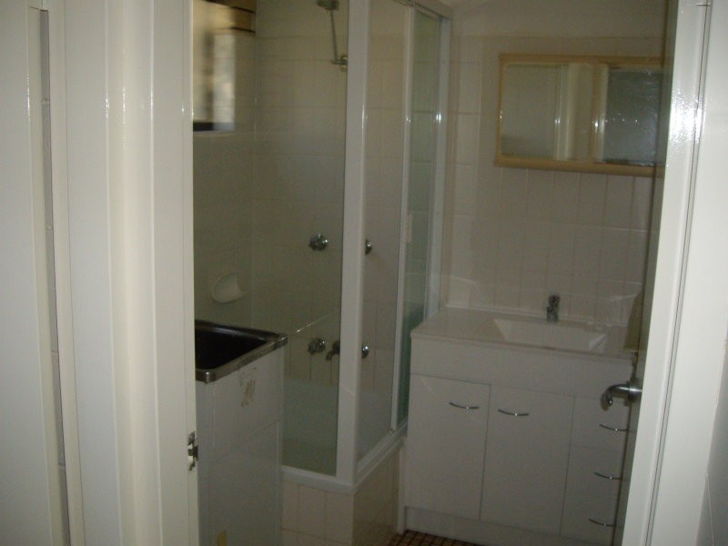 2/6 Barooga Crescent, Mooloolaba QLD 4557