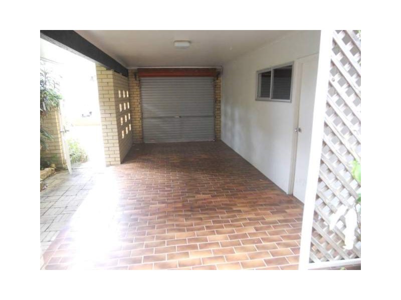 17 Elanora Avenue, Mooloolaba QLD 4557
