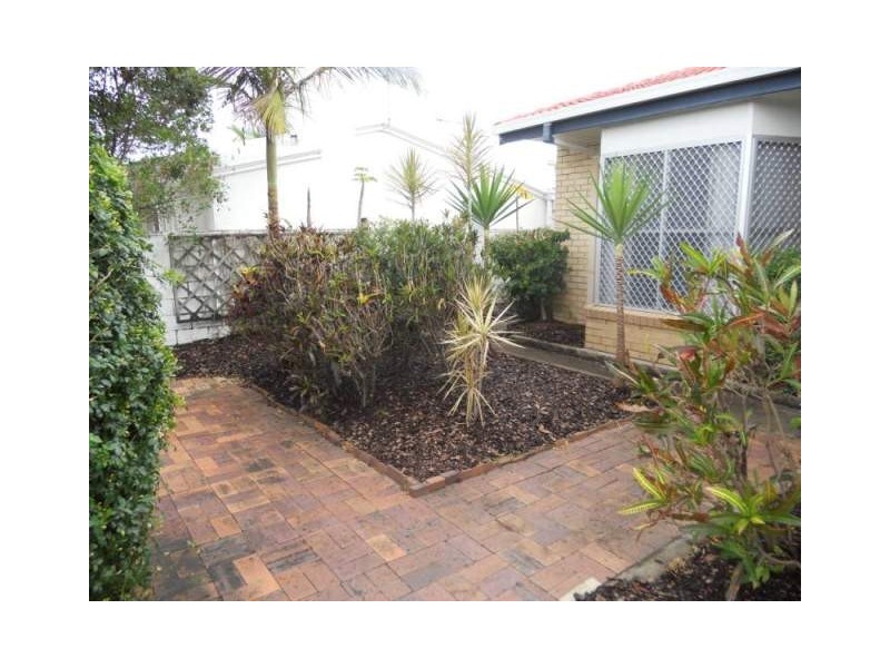 17 Elanora Avenue, Mooloolaba QLD 4557