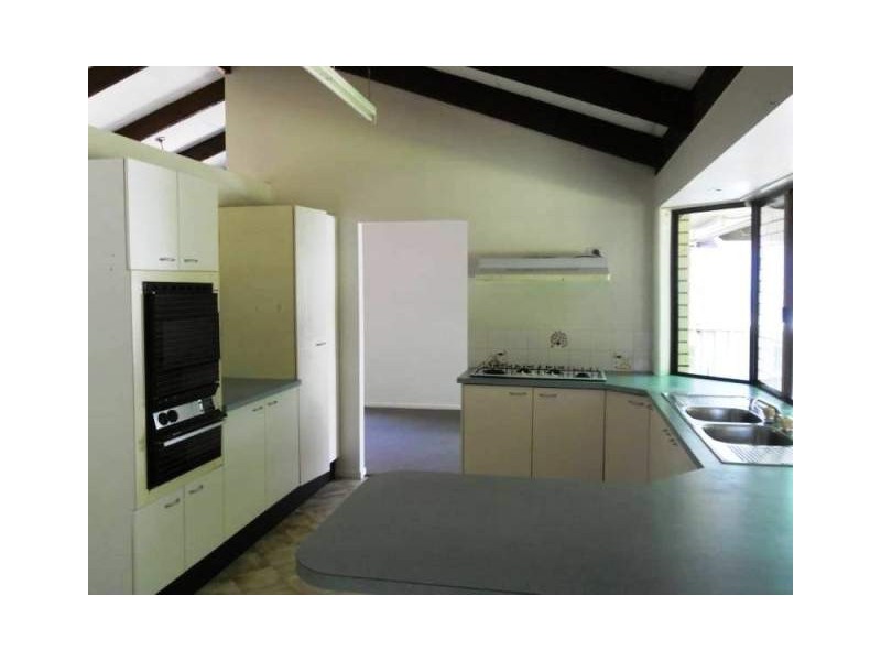 24 Saleng Crescent, Warana QLD 4575