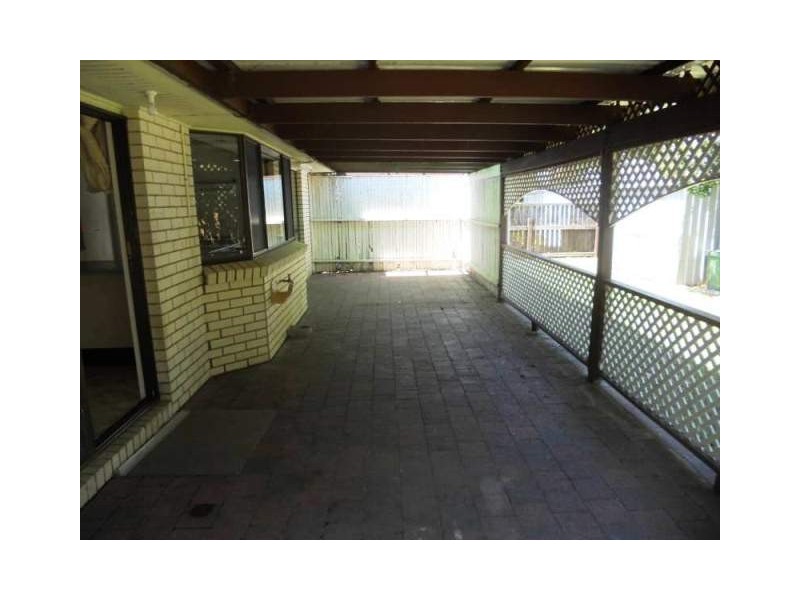 24 Saleng Crescent, Warana QLD 4575