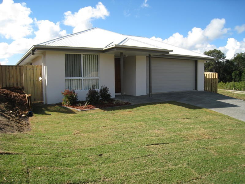 30 Presentation Boulevard, Nambour QLD 4560