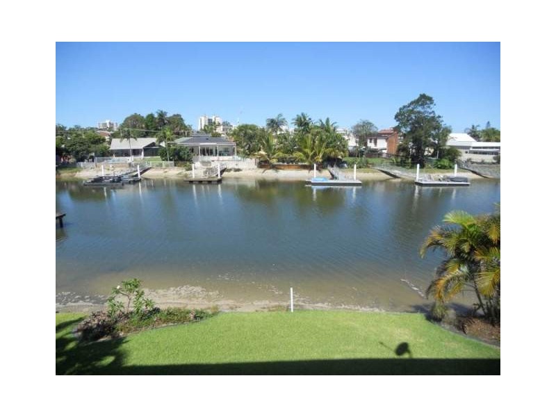 3/3 Quondong Street, Mooloolaba QLD 4557