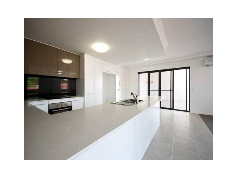 3/80 Beach Parade, Maroochydore QLD 4558
