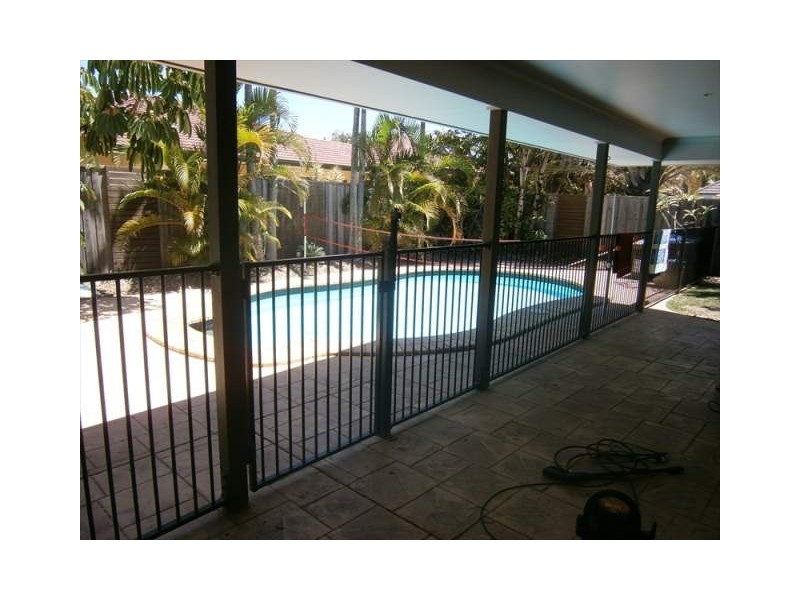 8 White Dove Court, Wurtulla QLD 4575