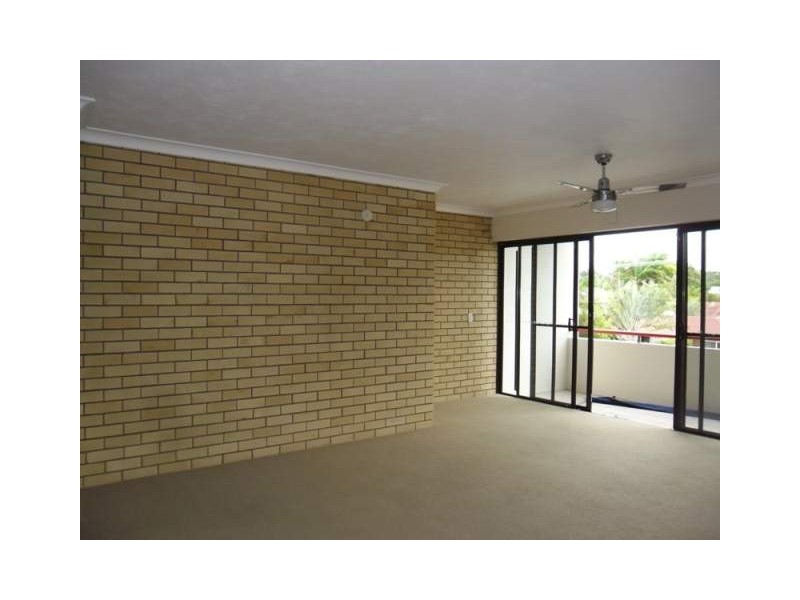 5/89 Goonawarra Drive, Mooloolaba QLD 4557