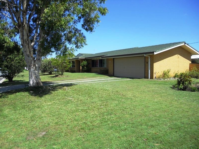 17 Undara Avenue, Buddina QLD 4575