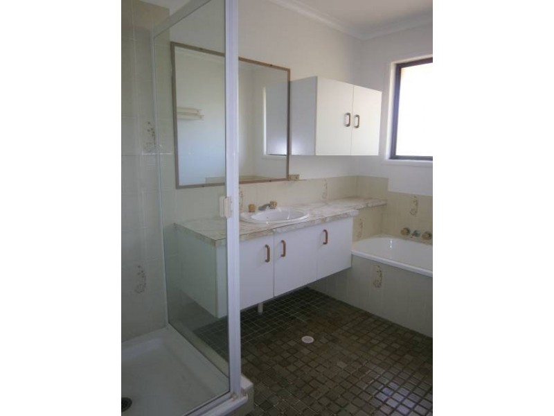 2  Illawong Street, Buddina QLD 4575