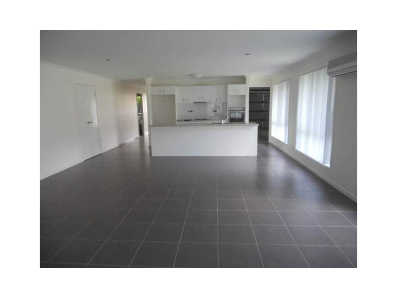 28 Anticipation Close, Nambour QLD 4560