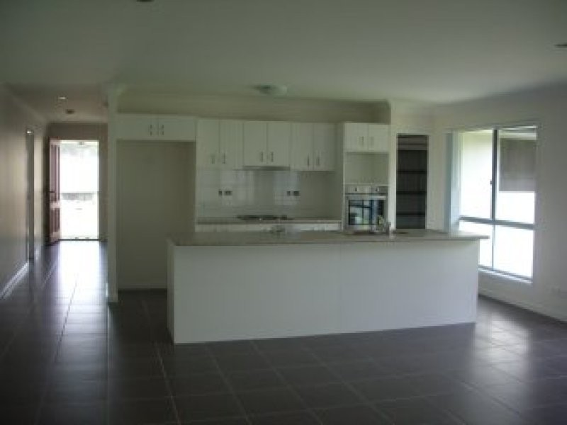 28 Anticipation Close, Nambour QLD 4560