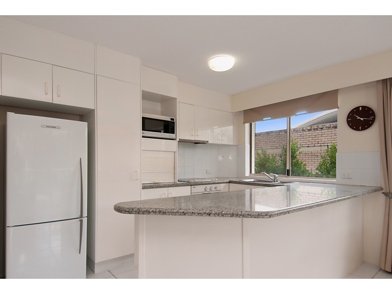 Unit 18 / 70-74 Parkyn Pde, Mooloolaba QLD 4557