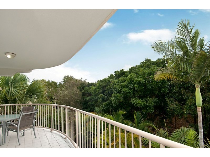 Unit 18 / 70-74 Parkyn Pde, Mooloolaba QLD 4557