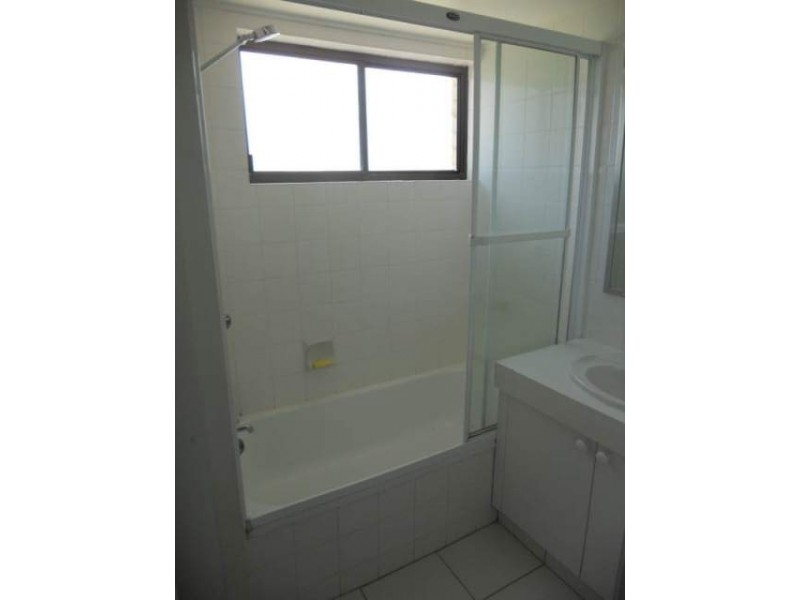 3/112 Alexandra Parade, Alexandra Headland QLD 4572