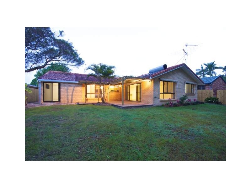 85 Brentwood Avenue, Mooloolaba QLD 4557