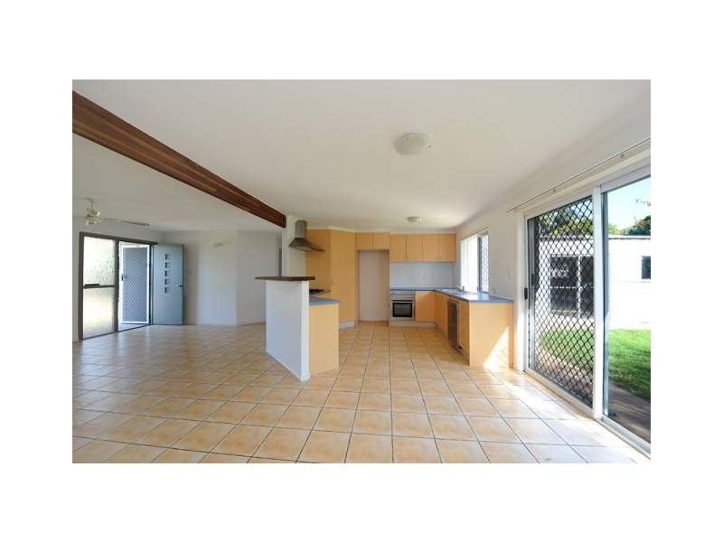 38 Mulgani Street, Warana QLD 4575
