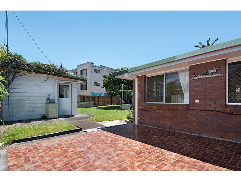 20 Amarina Avenue, Mooloolaba QLD 4557