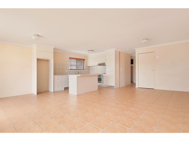 Unit 5 ‘Carmen’ 63 Neerim Dve, Mooloolaba QLD 4557