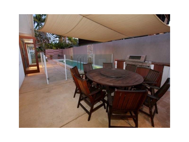 22 Tarnkun Street, Alexandra Headland QLD 4572