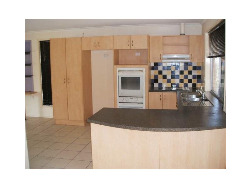 39 Saleng Crescent, Warana QLD 4575