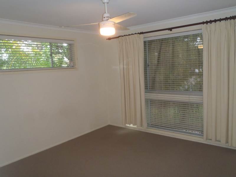 39 Saleng Crescent, Warana QLD 4575