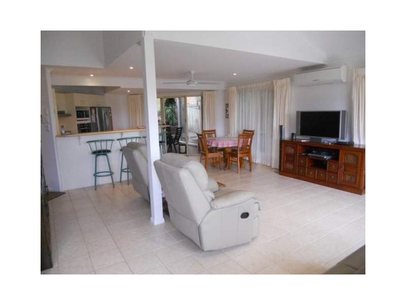 2/26 Marjorie Street, Mooloolaba QLD 4557