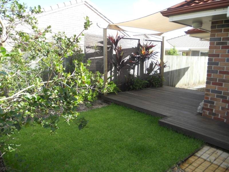 2/84 Parkway Drive, Mooloolaba QLD 4557