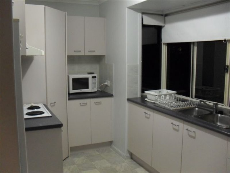 1/82 Parkway Drive, Mooloolaba QLD 4557