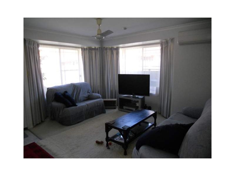 1/82 Parkway Drive, Mooloolaba QLD 4557