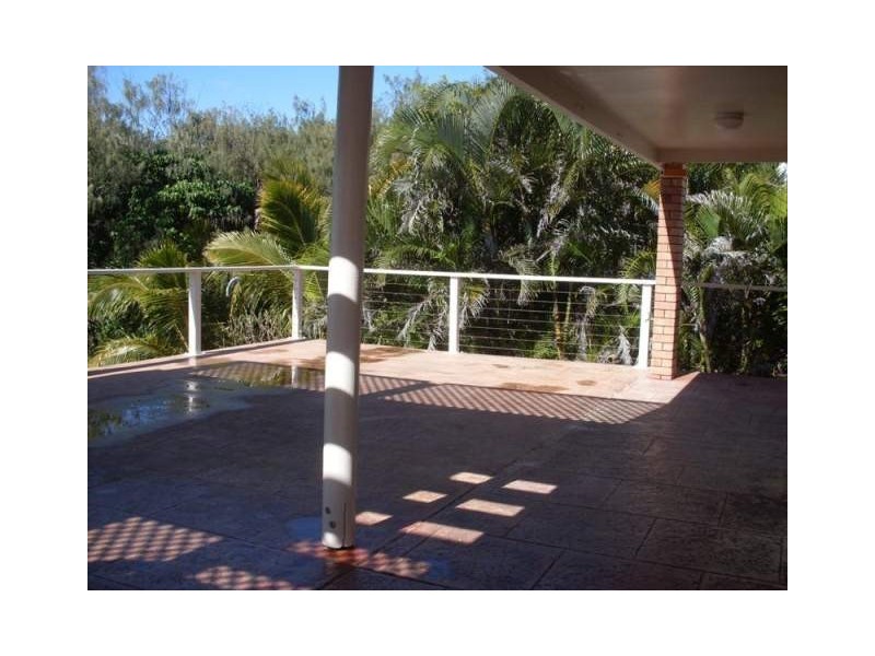 33 Oceanic Drive, Warana QLD 4575