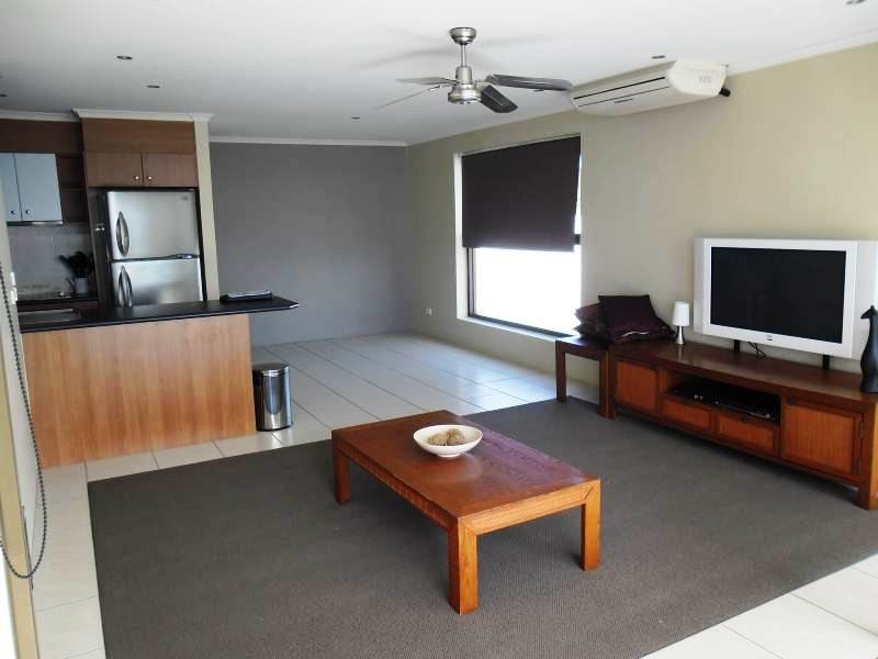 10/238 Alexandra Parade, Alexandra Headland QLD 4572