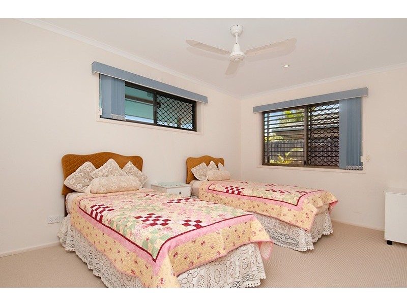 6 Murrindi Street, Minyama QLD 4575