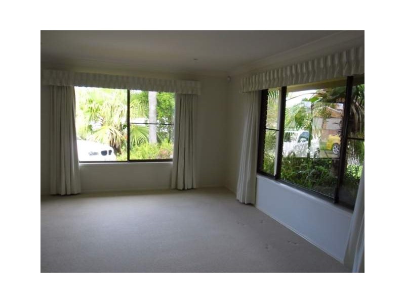 58 Oceanview Avenue, Mooloolaba QLD 4557