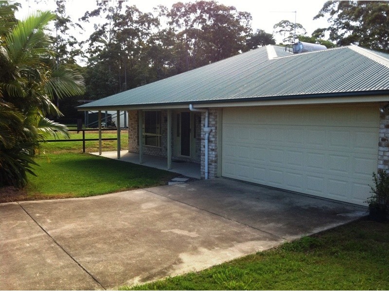 4 Wingara Pl, Pomona QLD 4568