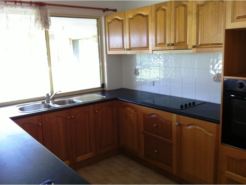 4 Wingara Pl, Pomona QLD 4568
