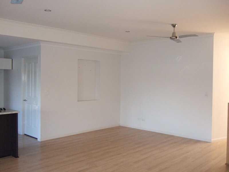 22 Tarawa Street, Kawana Island QLD 4575