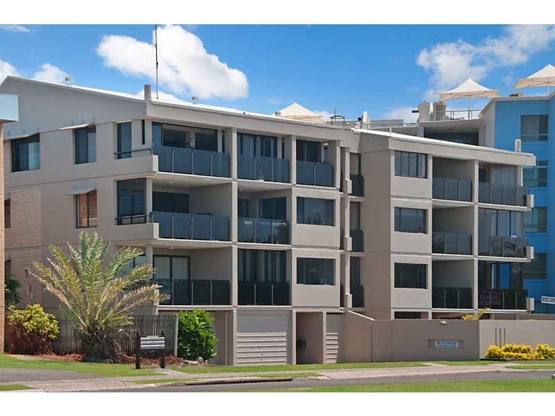 Unit 3 ‘Huntington’ 21 Boolarong Crescent, Alexandra Headland QLD 4572