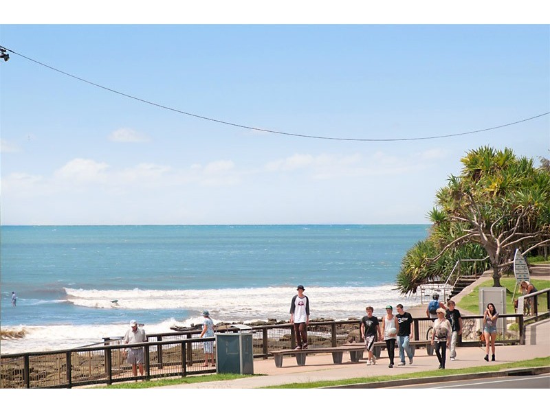 Unit 3 ‘Huntington’ 21 Boolarong Crescent, Alexandra Headland QLD 4572