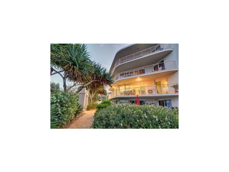 Unit 14 “Surfside on the Beach” 145 Lowanna Drive, Buddina QLD 4575