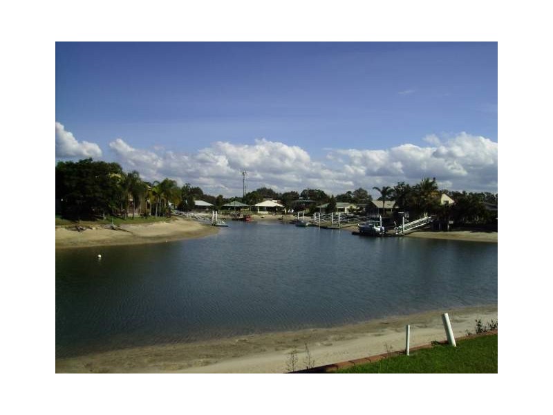 1/15 Pangarinda Place, Mooloolaba QLD 4557