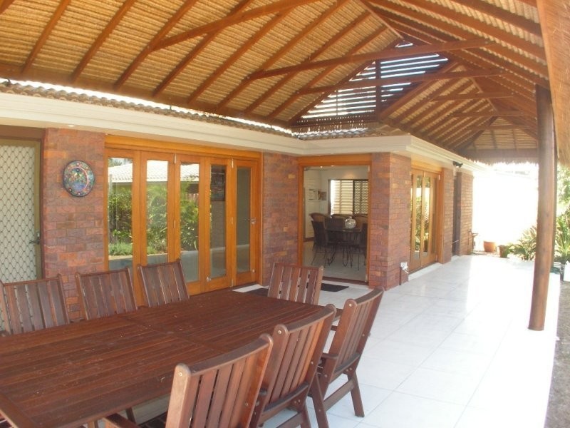 14 Yaringa Avenue, Buddina QLD 4575