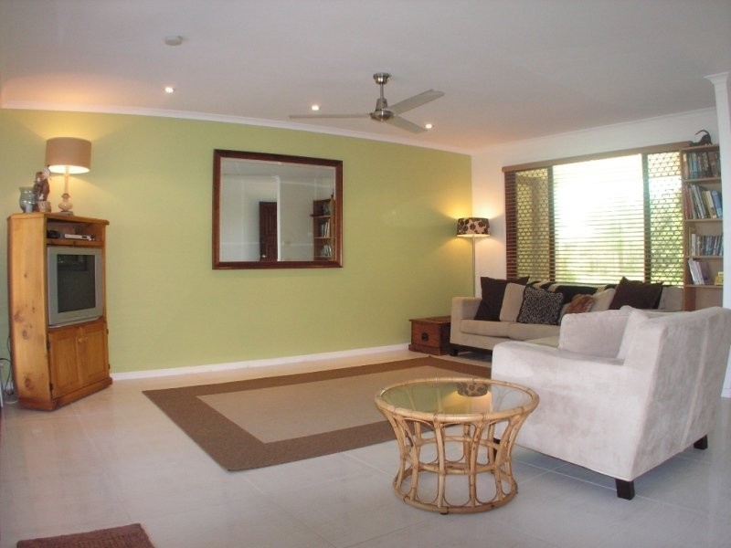 14 Yaringa Avenue, Buddina QLD 4575