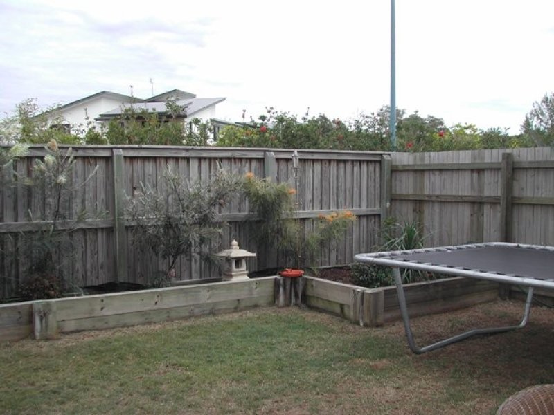 10 Zante Lane, Kawana Island QLD 4575