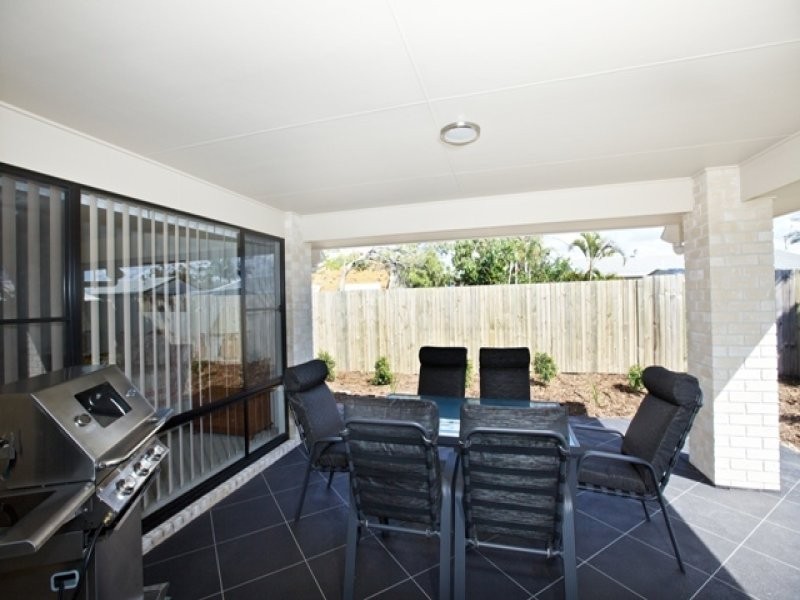 10 Mulgani Street, Warana QLD 4575